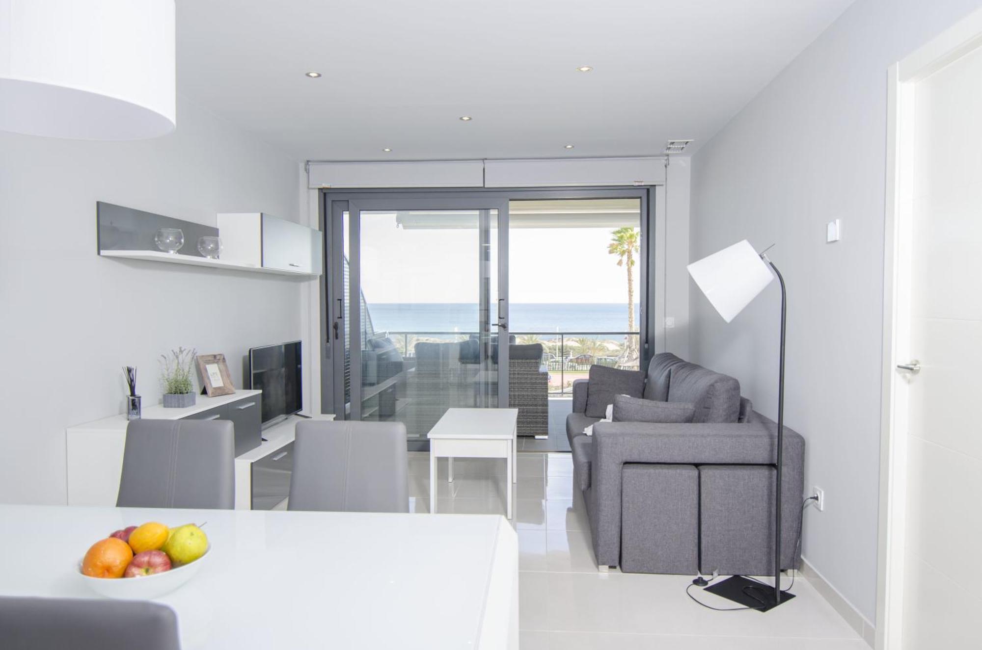 Ocean View By Mar Holidays Arenales del Sol Room photo