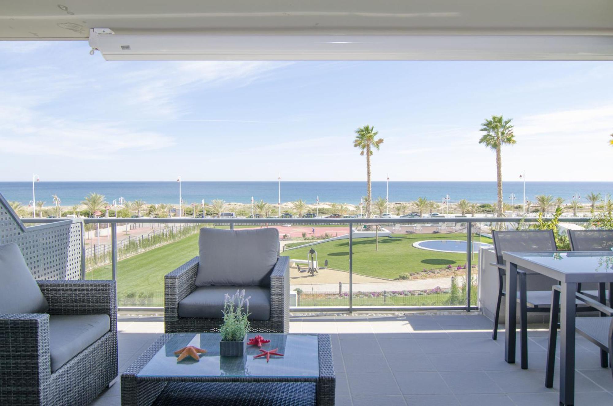 Ocean View By Mar Holidays Arenales del Sol Room photo