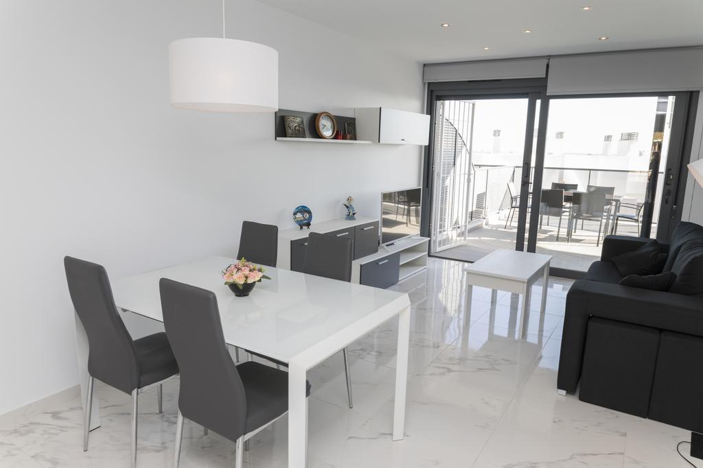 Ocean View By Mar Holidays Arenales del Sol Exterior photo