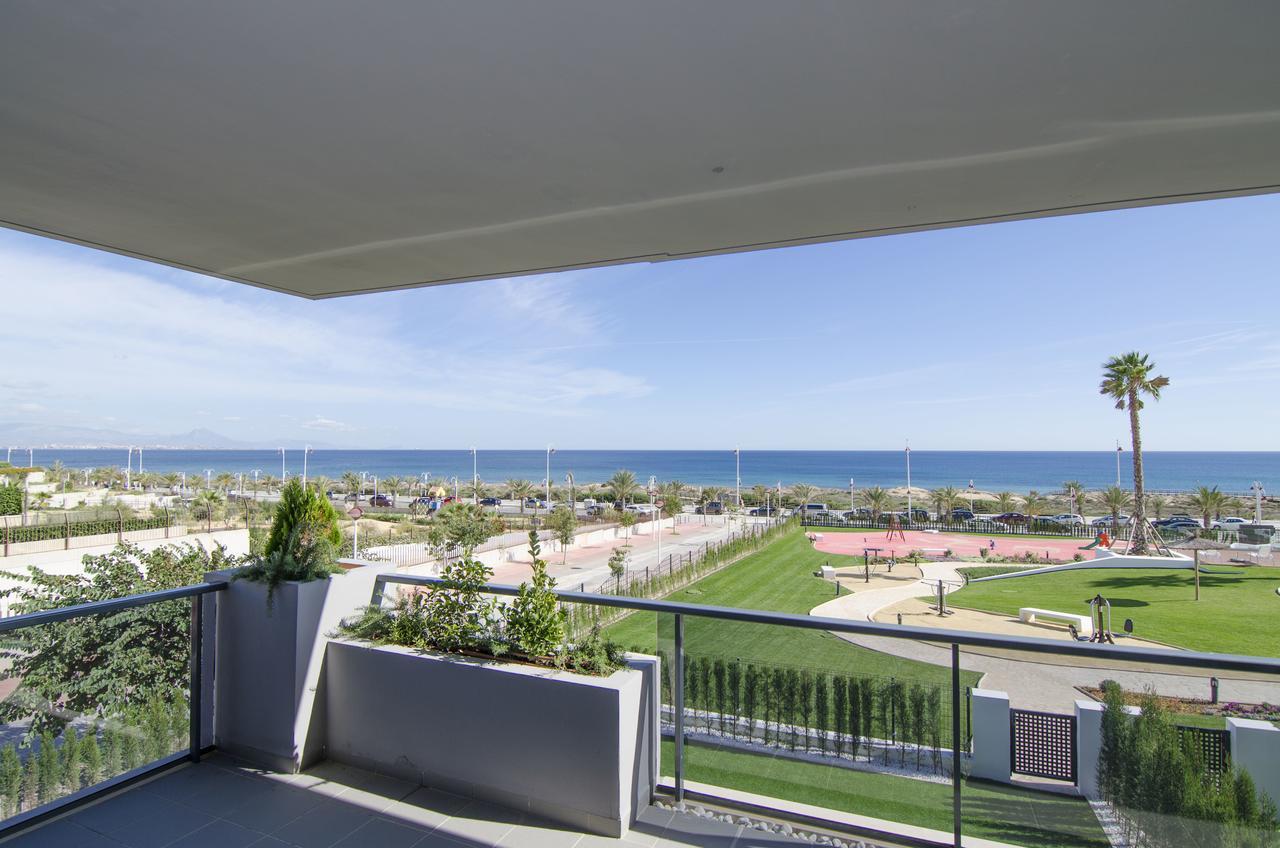 Ocean View By Mar Holidays Arenales del Sol Room photo